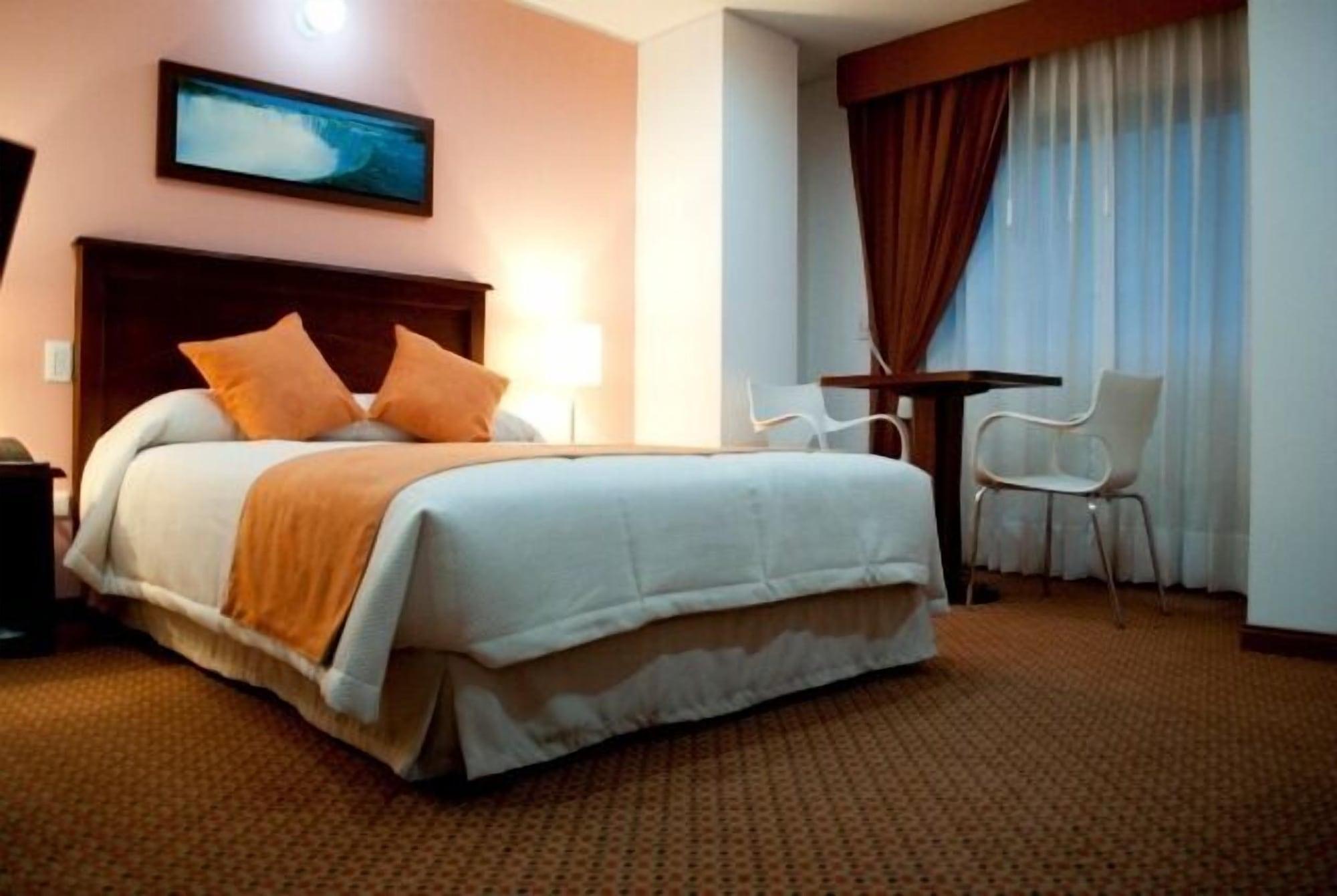 Blu Inn Hotel Bogotá Esterno foto