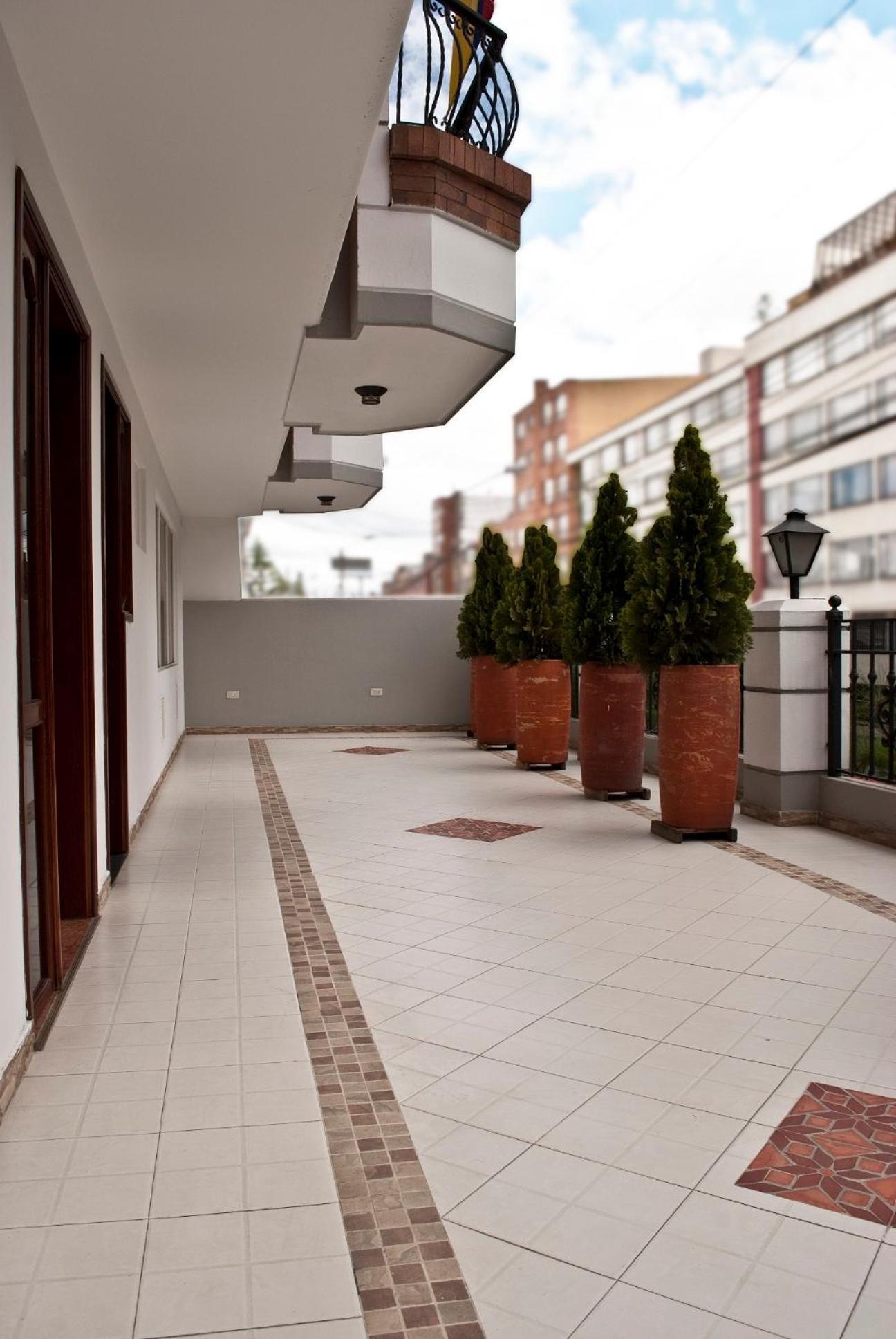Blu Inn Hotel Bogotá Esterno foto