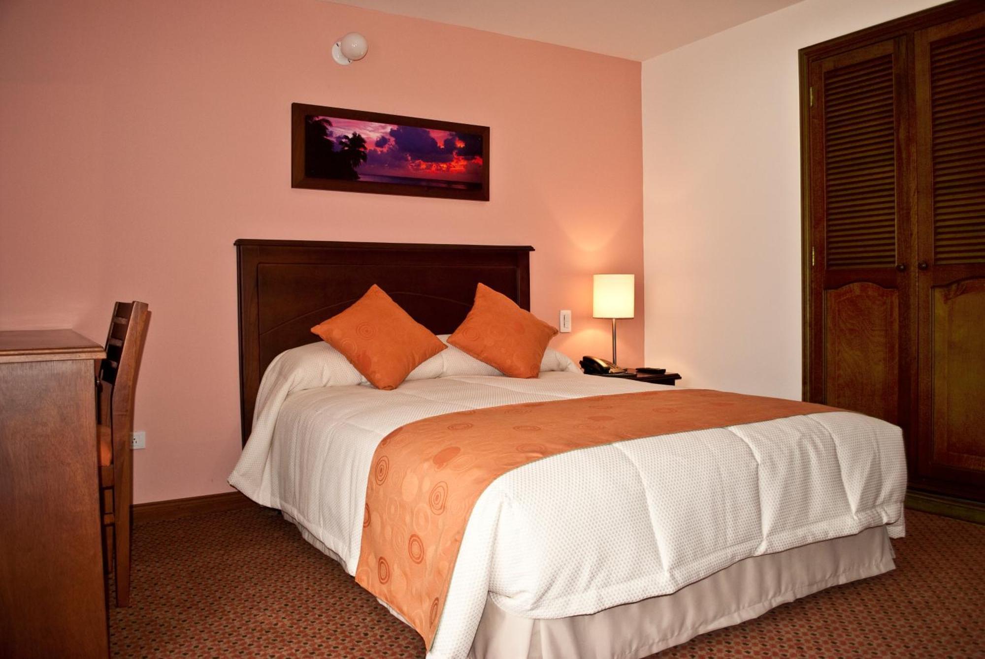 Blu Inn Hotel Bogotá Esterno foto