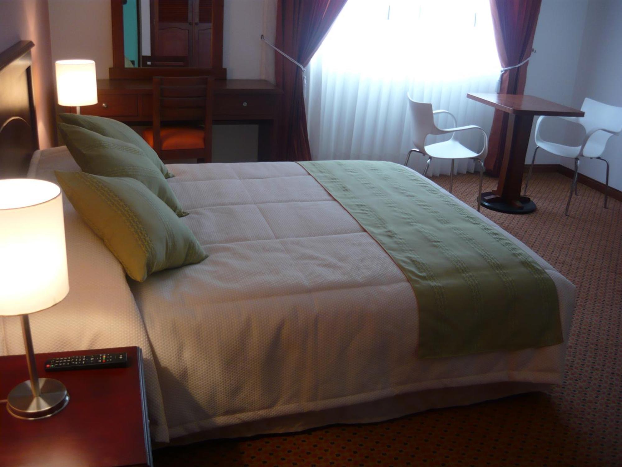Blu Inn Hotel Bogotá Esterno foto